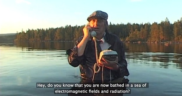 Landline in the Lake, by Bie Erenurm, starring John-Erik Leth